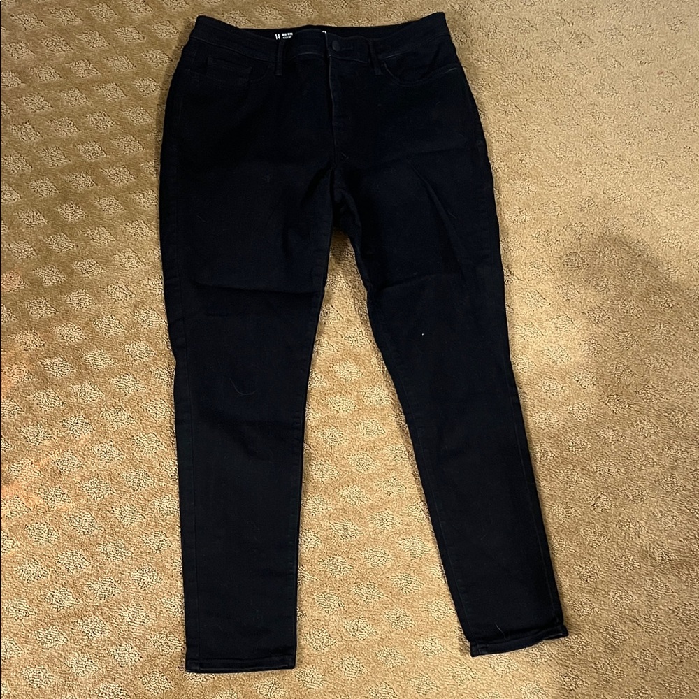 a.n.a Women's Classic Black Skinny Jeans